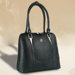 Glamourous Leather Ladies Handbag
