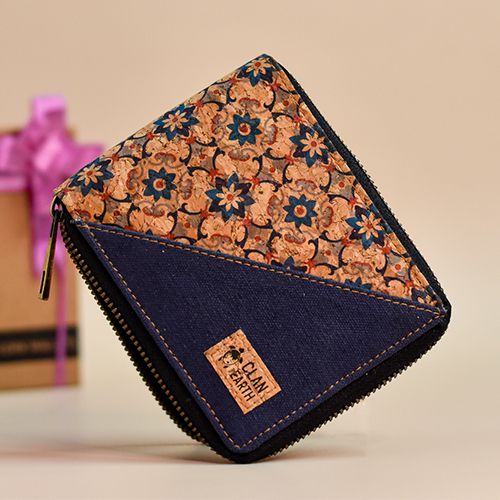 Classic Eco Friendly Printed Kiwi Zip Cork Wallet to Tirur