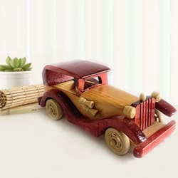 Attractive Vintage Vehicle Wooden Car Toy to Kanyakumari