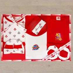 Exclusive New Born Babys 13pcs Clothing Gift Set to Karunagapally