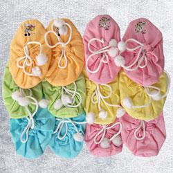 Wonderful Set of Bootie for Baby Boy N Baby Girl to Palai