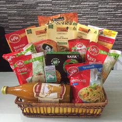 Exquisite Indian Dinner Gift Hamper to Palai