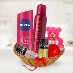 Adorable Ladies Beauty Care Gift Basket to India