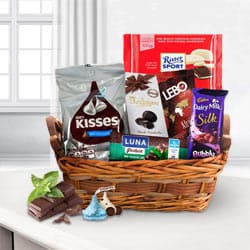 Toothsome Choco Essential Gift Basket to Cooch Behar