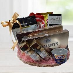 Amazing Gourmet Gift Basket to Perintalmanna