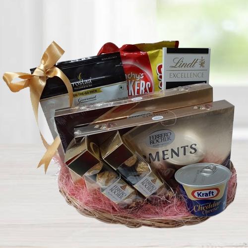 Amazing Gourmet Gift Basket to Tirur