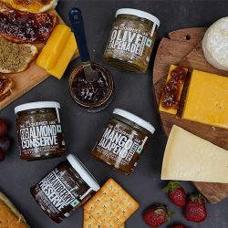 Gourmet Preserve Delights Hamper to Uthagamandalam