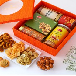 Wholesome Treats with Mithai Gift Box to Perumbavoor
