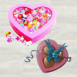 Marvelous Cartoon Finger Rings with 3 Pcs Heart Shaped Chocolates to Sivaganga