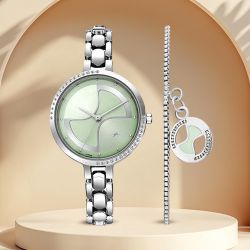 Beautiful Fastrack Pulse Quartz Watch to Sivaganga